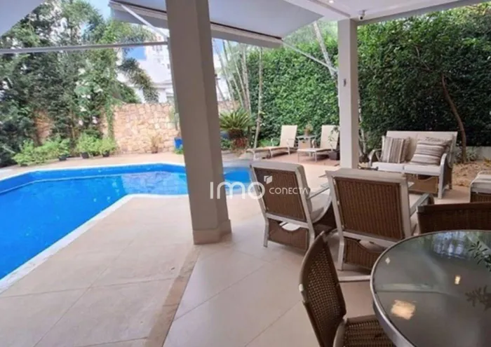 CASA PARA VENDA NO CONDOMÍNIO TERRAS DO PAIQUERÊ - VALINHOS/SP