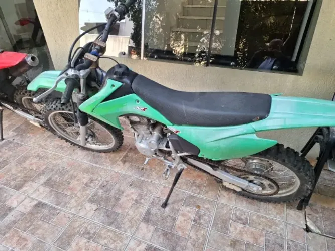MOTO TRILHA CRF