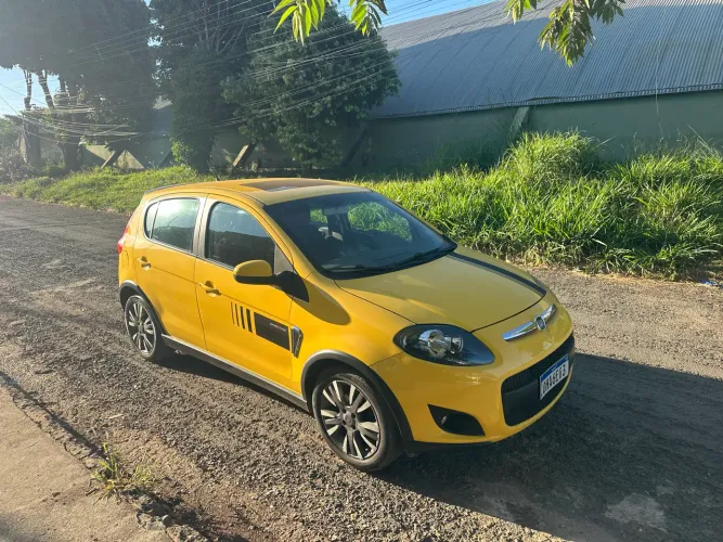 Fiat Palio Sporting 1.6 Flex 16V 5P 2013