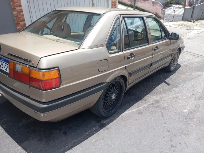 Volkswagen Santana Glsi / GLS 1.8/ 2.0 (álcool) 1992