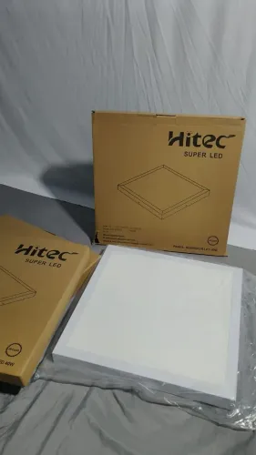 Painel Plafon LED de Sobrepor Quadrado de 40W da marca Hitec (Super LED)