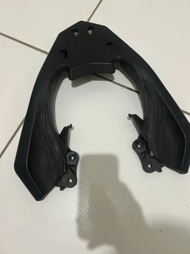 Alça de baú scam pra Twister 250