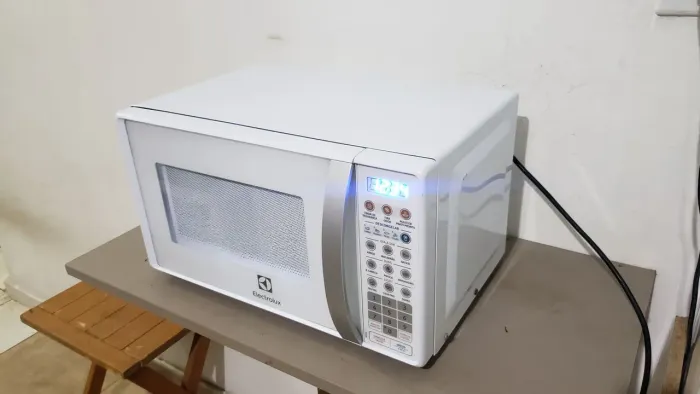 Micro ondas Electrolux 220Volts (ENTREGO)
