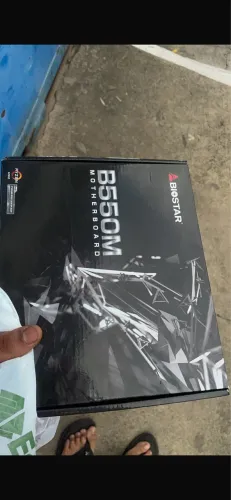 Placa mae b550m novíssima
