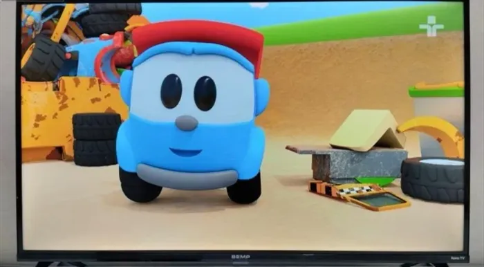 SMART TV TCL SEMP LED 32" HD 32R6610 ROKU BIVOLT