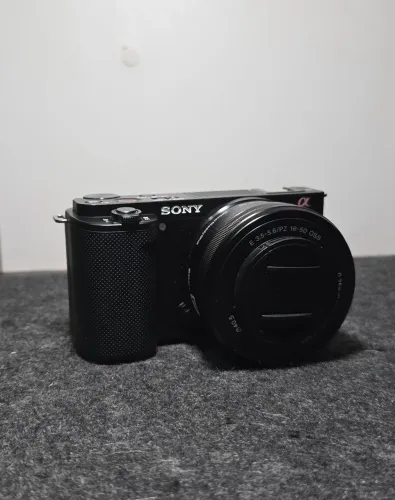 Câmera ZV-E10 + sd128gb