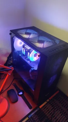 PC Xeon 2667v4 com RTX 2060 Super e 16gb de RAM