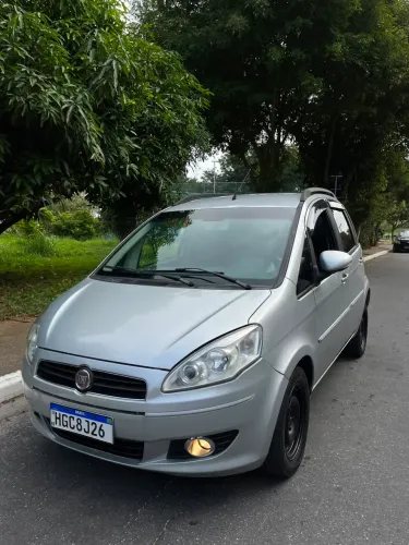 Fiat Idea Attractive 1.4 Fire Flex 8V 5P 2012