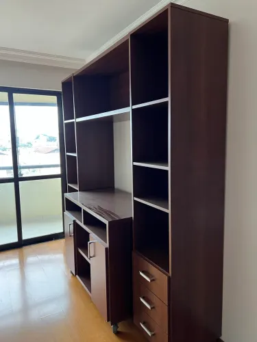 Rack com armário para TV