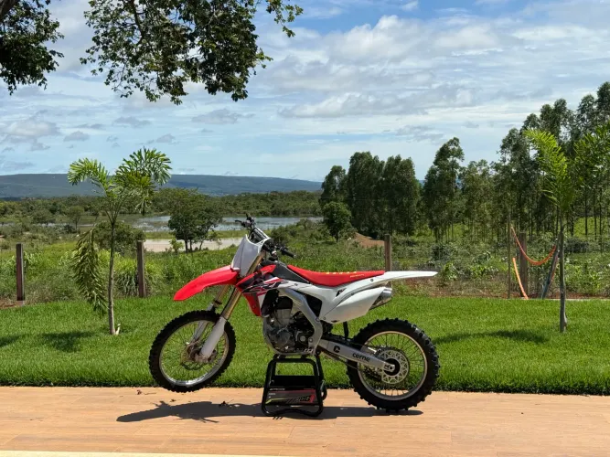 CRF 450r - 2015 (avalio trocas)