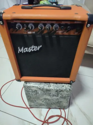 Vendo amplificador master 60W