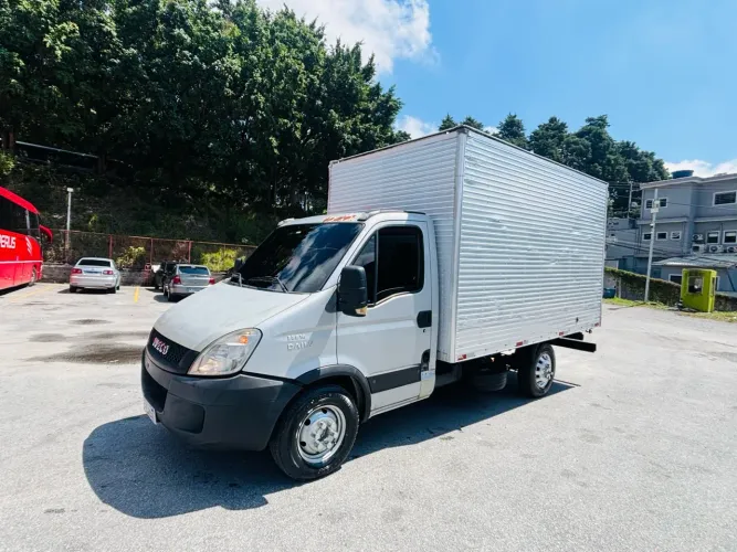 Iveco Daily Gran Furgone 35s14 3.0 16V Turbo Diesel Mec. E5 2014