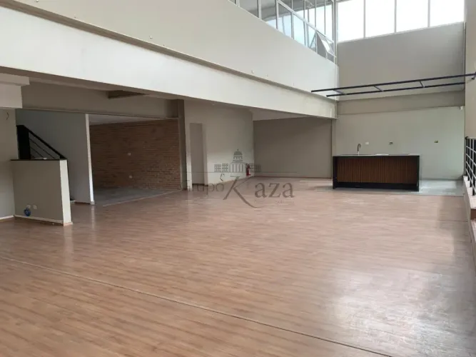 Oportunidade - Loja Comercial - Jardim Califórnia - Jacareí - 600m².