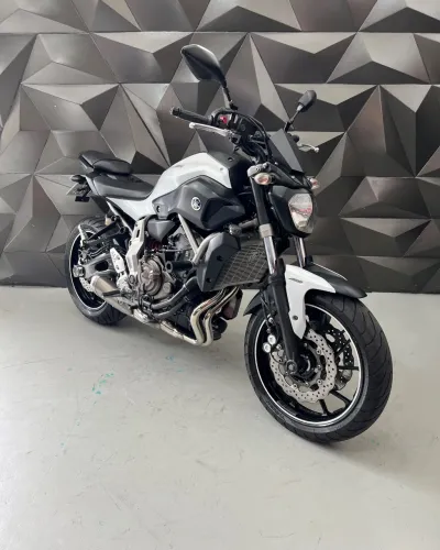 MT-07/MT-07 ABS 689cc