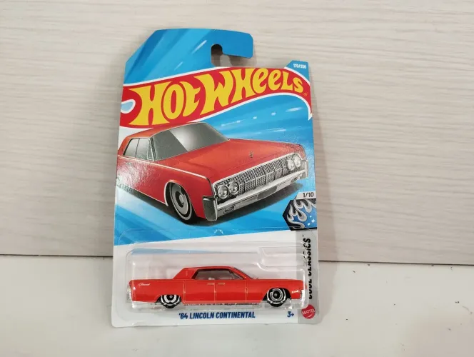 Miniatura Lincoln continental. 