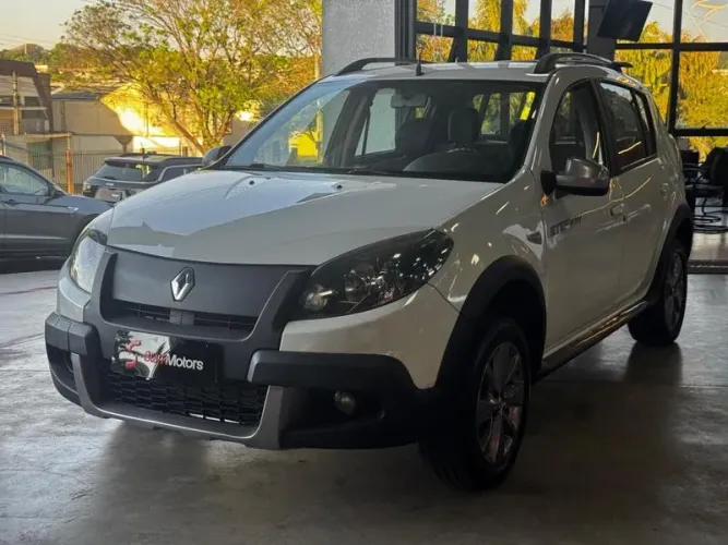 Renault Sandero Stepway Flex 1.6 16V 5P 2014
