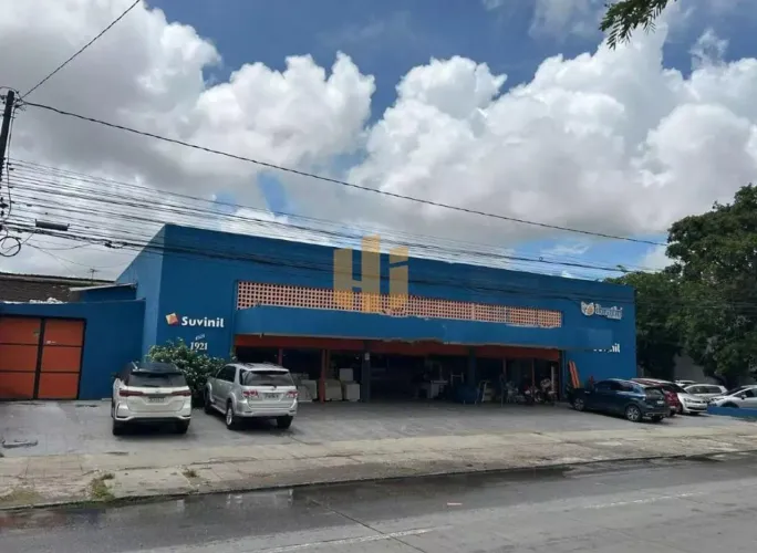 Galpão à Venda - Localização Privilegiada na Av. Caxangá