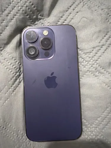 iPhone 14 Pro semi novo bem conservado