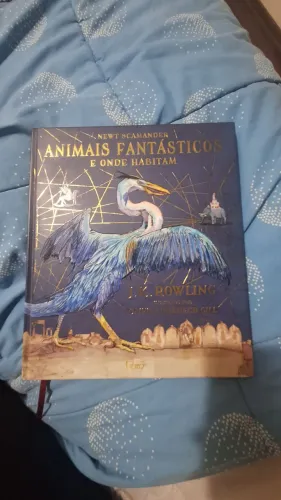 Livro "Animais Fantásticos e Onde Habitam"