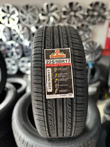 Pneu 225/50/17 Remold Crystone borracha vipal (instalação grátis)