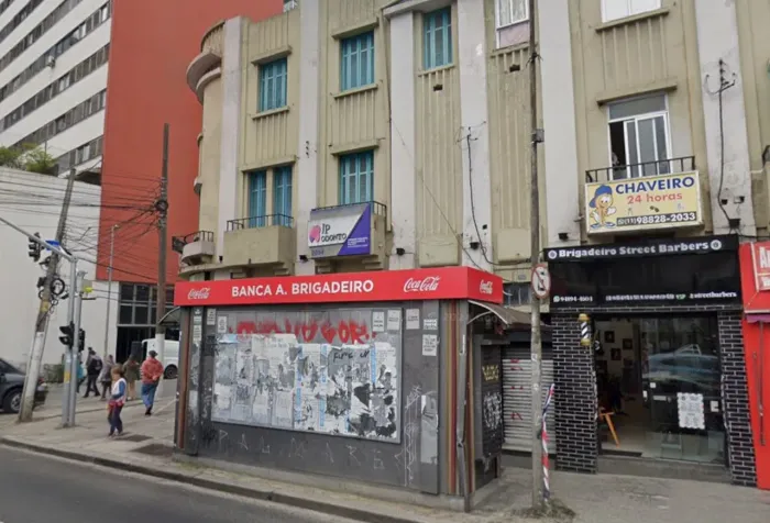 VENDE-SE PONTO BANCA DE JORNAIS - ALTO FLUXO - SÃO PAULO