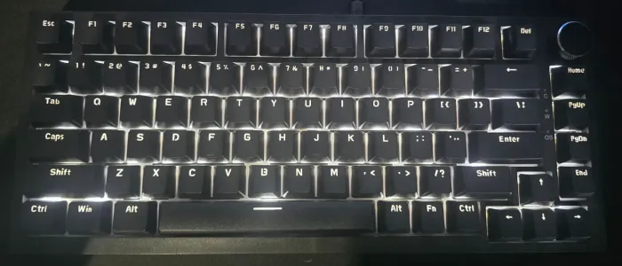 Teclado mecânico Akko 820