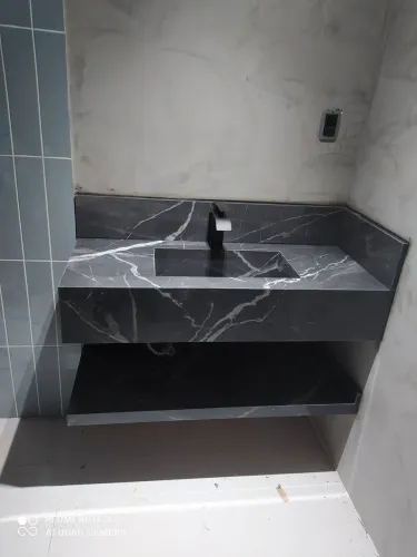 Cubas em porcelanato