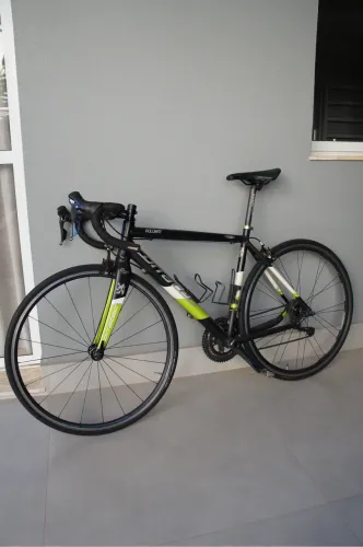 Bicicleta Speed Corratec Dolomiti / Tamanho 51 / Aro 700 / Shimano Tiagra 10v /
