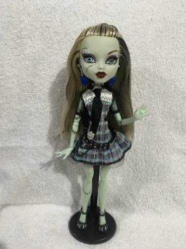 Monster High Frankie Stein G1