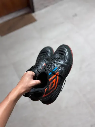 Umbro pro 5 bump