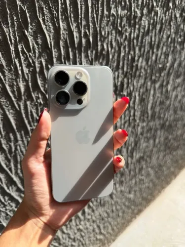 IPHONE 15 pro