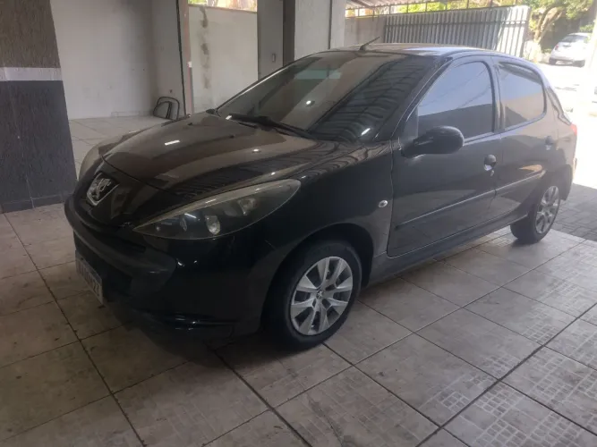 Peugeot 207 X-line 1.4 Flex 8V 5P 2010