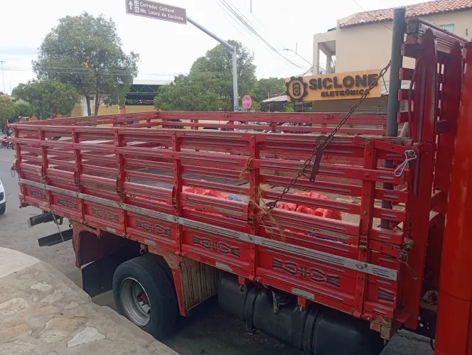 Carroceria pra vender em Mossoró