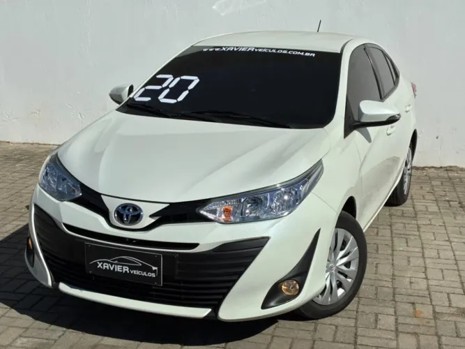 Toyota Yaris XL Sedan 1.5 Flex 16V 4P Aut. 2020