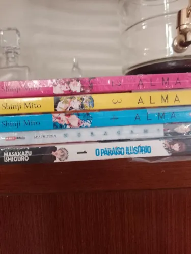 Mangás variados