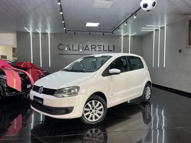 Volkswagen Fox 1.0 MI Total Flex 8V 5P 2014