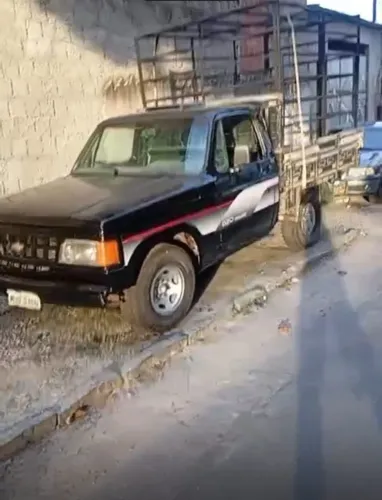 Chevrolet D-20 S / Luxe 3.9/4.0 Diesel 1990