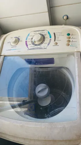 Vendo máquina de lavar 8kg