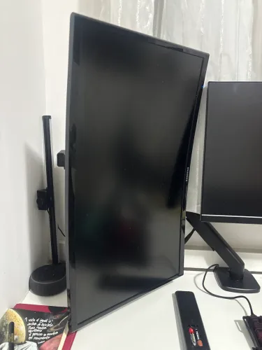 Monitor Samsung curvado 27p
