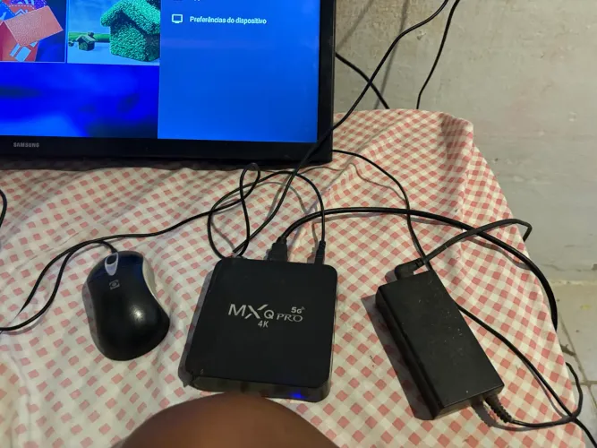 Vendo Uma Televisão , Em Ótimo Estado
