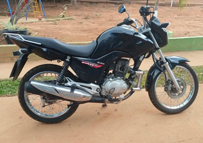 Vendo moto cg fan 150 2013/2014 partida elétrica