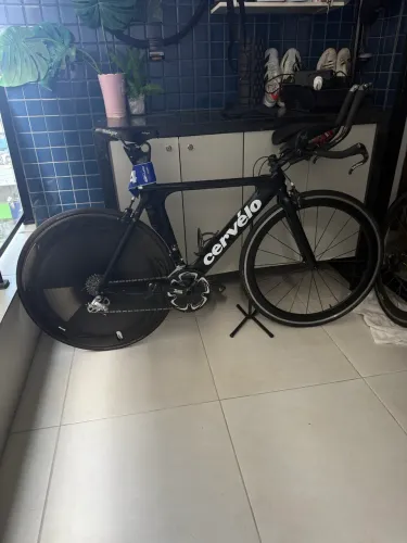 Roda de Carbono Fechada Zipp Bike TT Triatlo