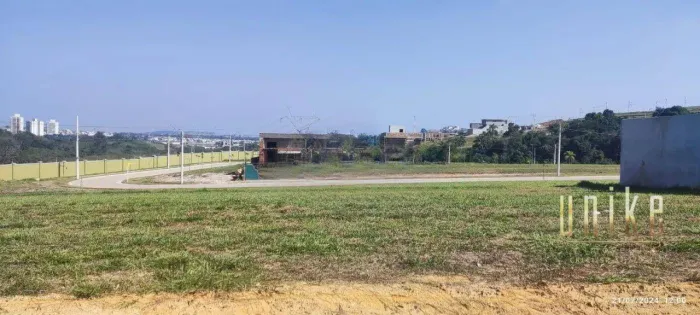 Oportunidade - Terreno em Condomínio - Urbanova - Condomínio Terras Alpha - 330m².- Plano