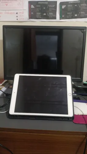Setap iPad + monitor