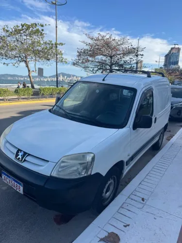 Peugeot Partner Van 1.6 Flex 16V 5P 2012