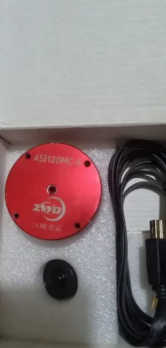 Câmera ZWO ASI 120-S color para Telescópios