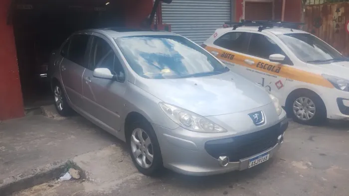 Peugeot 307 Sed. Presence 2.0 Flex 16V 5P Aut. 2010