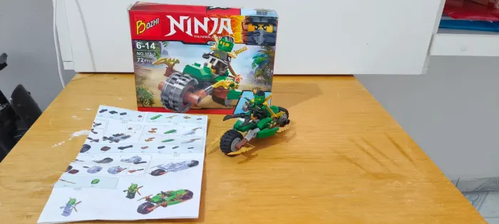 Lego Ninjago ninja verde