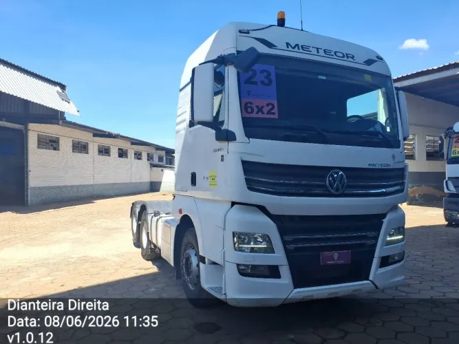 Volkswagen 28.460 Meteor 6x2 2022/2023 Vamos Seminovos Goiania