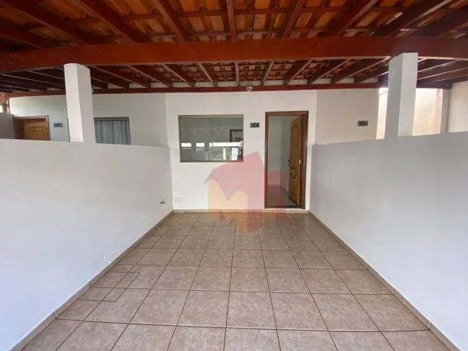 Casa com 2 dormitórios para alugar, 100 m² por R$ 1.595,00/mês - Nova Americana - American